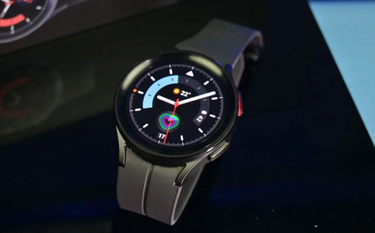 конструкция Galaxy Watch 5 Pro