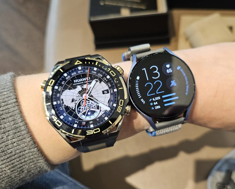 сравнение с Galaxy Watch 5 44 мм